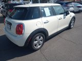 Used 2021 MINI Cooper 4-Door Hardtop image 6
