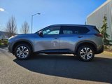 Used 2021 Nissan Rogue SV image 3