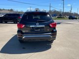 Used 2020 Nissan Pathfinder SL image 4