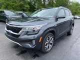 Certified 2022 Kia Seltos SX w/ Sunroof Package image 3