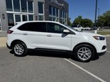 Used 2022 Ford Edge SEL image 3