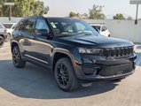 New 2025 Jeep Grand Cherokee Altitude image 3