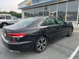 Used 2021 Volkswagen Passat 2.0T SE image 3