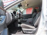 Used 2022 Nissan Rogue SV image 3