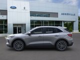 New 2024 Ford Escape SE image 3