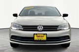 Used 2016 Volkswagen Jetta SE image 3