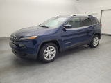 Used 2018 Jeep Cherokee Latitude image 2