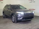 Used 2019 Jeep Cherokee Limited image 2