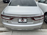 Used 2017 Lincoln Continental Select image 2