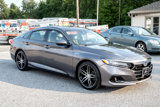 Used 2022 Honda Accord Touring image 2