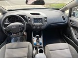 Used 2017 Kia Forte S image 4