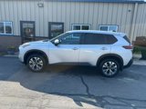 Used 2023 Nissan Rogue SV image 3
