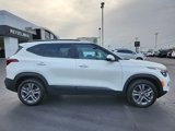 Used 2023 Kia Seltos S w/ Navigation Package image 2