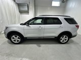 Used 2017 Ford Explorer XLT w/ Equipment Group 202A image 5