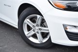 Used 2024 Chevrolet Malibu LT image 3