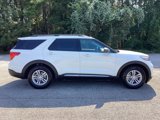 Used 2022 Ford Explorer XLT image 4