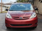 Used 2009 Toyota Sienna LE image 2