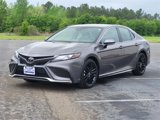 Used 2023 Toyota Camry XSE image 3