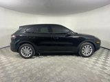 Used 2021 Porsche Cayenne image 6