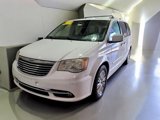 Used 2015 Chrysler Town & Country Limited image 2