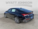 New 2025 Hyundai Elantra Blue image 3