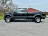 Used 2017 Ford F350 Lariat w/ Chrome Package image 3