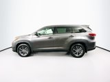 Used 2019 Toyota Highlander XLE image 4