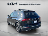 Used 2020 Volkswagen Tiguan SE w/ Panoramic Sunroof Package image 5
