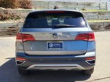 Certified 2024 Volkswagen Taos SE image 4