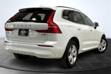 Certified 2022 Volvo XC60 B5 Momentum image 2