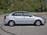 Used 2010 Hyundai Accent GLS w/ Premium Pkg 4 image 3