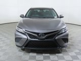 Used 2020 Toyota Camry SE image 2