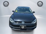 Used 2018 Volkswagen Golf SE image 2