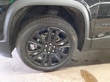 Used 2023 GMC Acadia SLE w/ Driver Convenience Package image 3