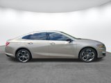 Used 2022 Chevrolet Malibu LT image 2
