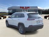 Used 2019 Jeep Cherokee Latitude Plus w/ Comfort/Convenience Group image 3