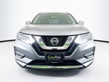 Used 2018 Nissan Rogue SV image 2