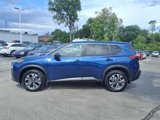 Used 2023 Nissan Rogue SV image 3