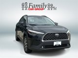 Used 2024 Toyota Corolla Cross XLE image 2