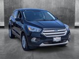 Used 2019 Ford Escape SE image 3
