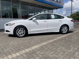 Used 2015 Ford Fusion SE image 2