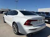 Used 2020 Volvo S60 T5 Momentum image 3