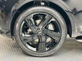 Used 2025 Land Rover Discovery Dynamic SE image 3