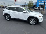 Used 2024 Hyundai Tucson SE image 2