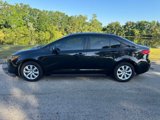 Used 2022 Toyota Corolla LE image 2