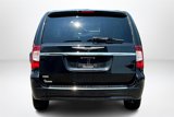 Used 2014 Chrysler Town & Country Touring-L image 6