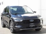 Used 2023 Ford Escape Platinum image 2