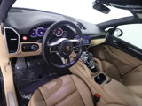 Used 2022 Porsche Cayenne image 4