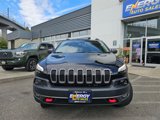 Used 2017 Jeep Cherokee Trailhawk image 3