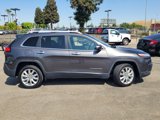 Used 2016 Jeep Cherokee Limited image 3